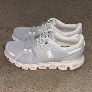 On clouds women size 7.5